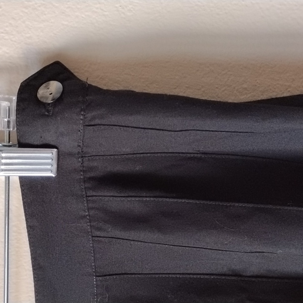 GAP Size 12 Black Pleated A-Line Skirt - Picture 2 of 13